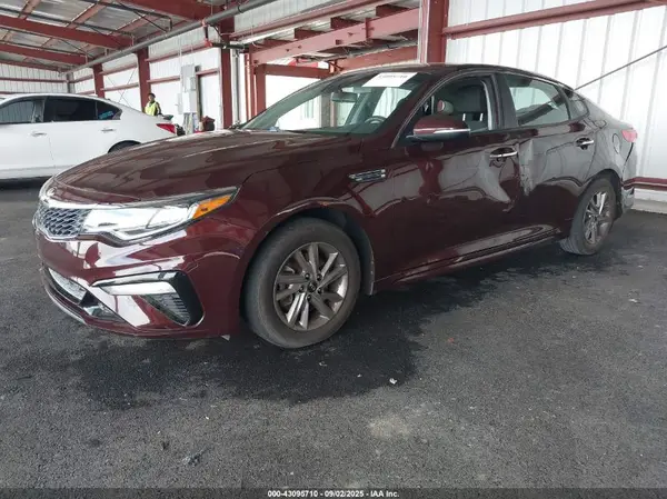 5XXGT4L34LG422620 2020 KIA OPTIMA - Image 2