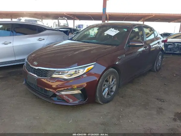 5XXGT4L34LG423945 2020 KIA OPTIMA - Image 2