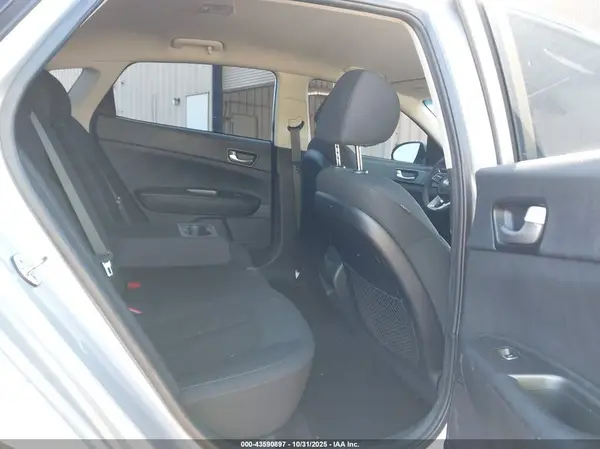 5XXGT4L34LG424271 2020 KIA OPTIMA - Image 8