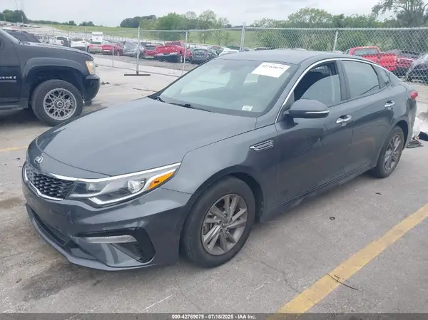 5XXGT4L34LG424481 2020 KIA OPTIMA - Image 2