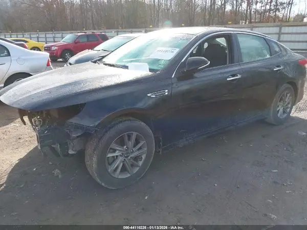 5XXGT4L34LG425453 2020 KIA OPTIMA - Image 2