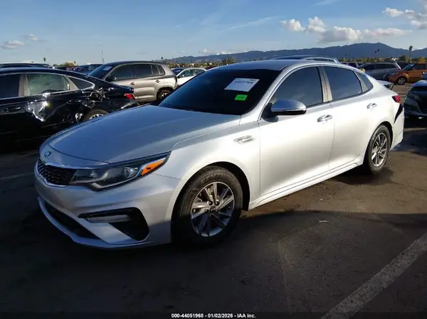 5XXGT4L34LG433178 2020 KIA OPTIMA - Image 2