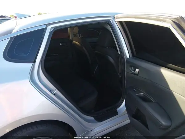 5XXGT4L34LG433178 2020 KIA OPTIMA - Image 8