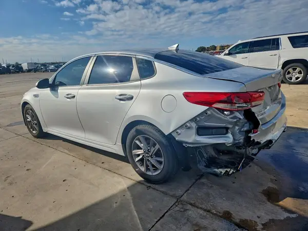 5XXGT4L34LG433231 2020 KIA OPTIMA - Image 2