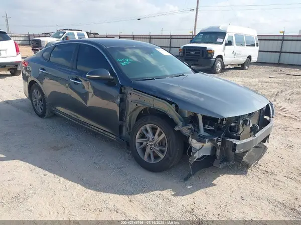 5XXGT4L34LG434234 2020 KIA OPTIMA - Image 1