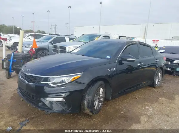5XXGT4L34LG435819 2020 KIA OPTIMA - Image 2