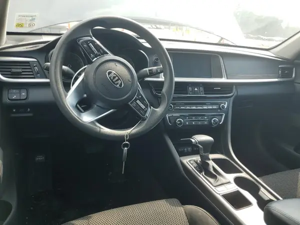 5XXGT4L34LG438266 2020 KIA OPTIMA - Image 8