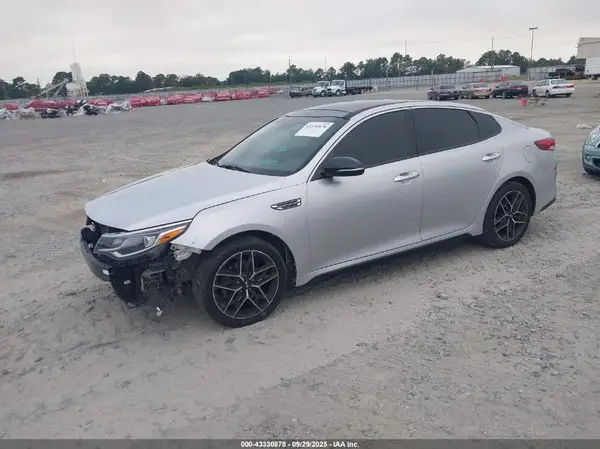 5XXGT4L34LG440700 2020 KIA OPTIMA - Image 2