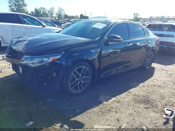 5XXGT4L34LG444553 2020 KIA OPTIMA - Image 2