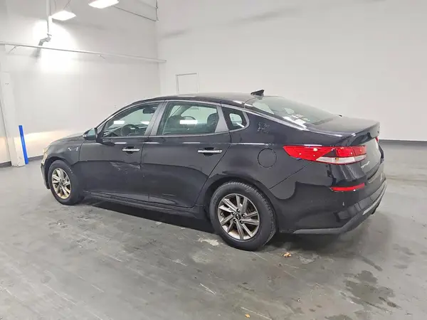 5XXGT4L34LG448120 2020 KIA OPTIMA - Image 2