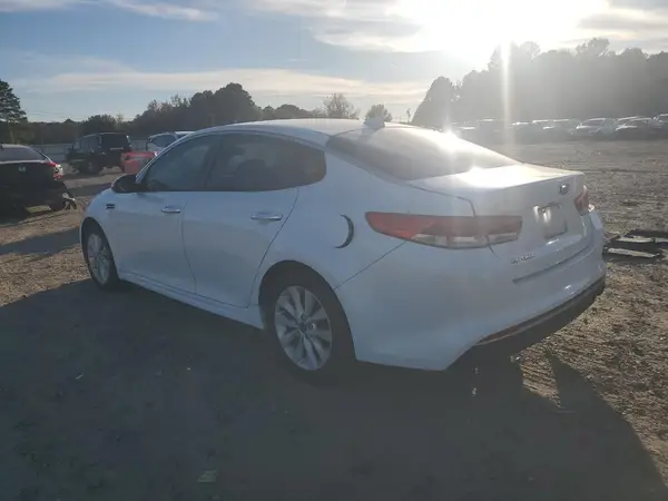 5XXGT4L35GG001494 2016 KIA OPTIMA - Image 2