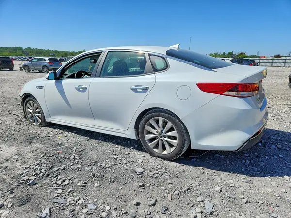 5XXGT4L35GG001558 2016 KIA OPTIMA - Image 2