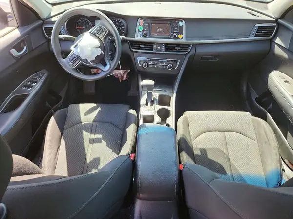 5XXGT4L35GG001558 2016 KIA OPTIMA - Image 8