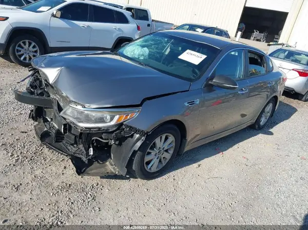 5XXGT4L35GG003438 2016 KIA OPTIMA - Image 2