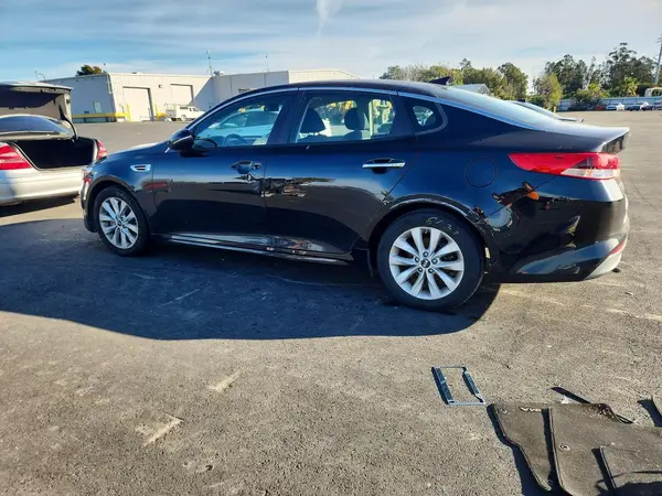 5XXGT4L35GG004623 2016 KIA OPTIMA - Image 2