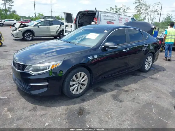 5XXGT4L35GG006050 2016 KIA OPTIMA - Image 2