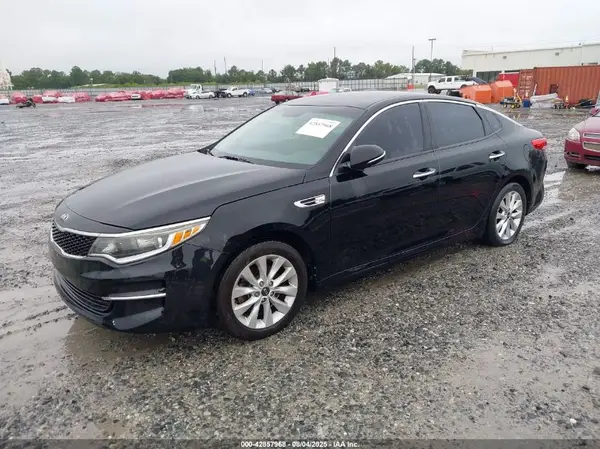 5XXGT4L35GG015380 2016 KIA OPTIMA - Image 2