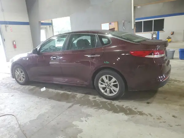 5XXGT4L35GG015699 2016 KIA OPTIMA - Image 2