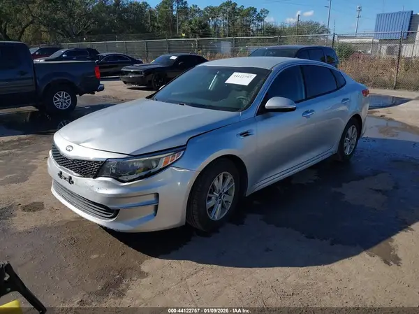 5XXGT4L35GG019462 2016 KIA OPTIMA - Image 2
