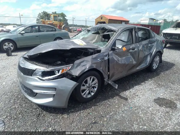 5XXGT4L35GG022118 2016 KIA OPTIMA - Image 2