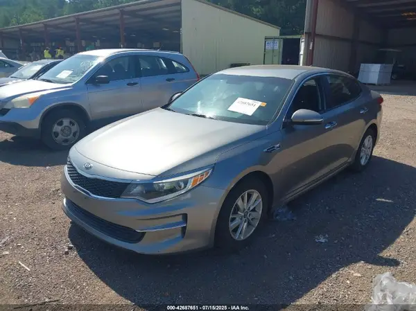 5XXGT4L35GG023558 2016 KIA OPTIMA - Image 2
