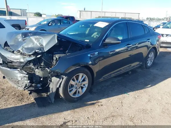 5XXGT4L35GG023771 2016 KIA OPTIMA - Image 2