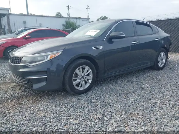 5XXGT4L35GG024774 2016 KIA OPTIMA - Image 2