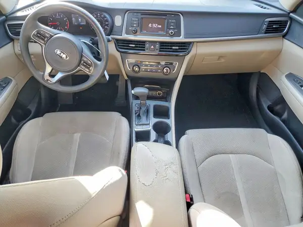 5XXGT4L35GG025679 2016 KIA OPTIMA - Image 8