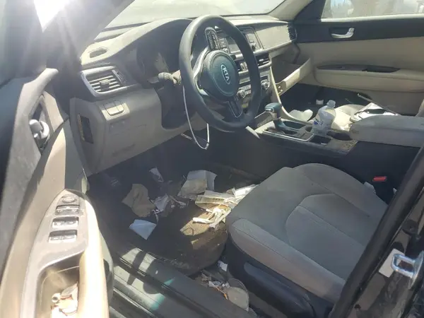 5XXGT4L35GG027481 2016 KIA OPTIMA - Image 8
