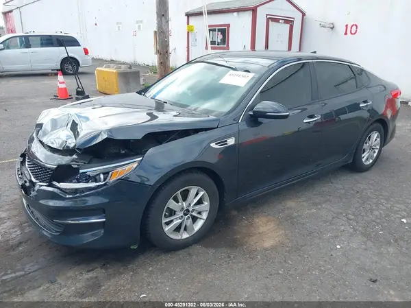 5XXGT4L35GG028047 2016 KIA OPTIMA - Image 2