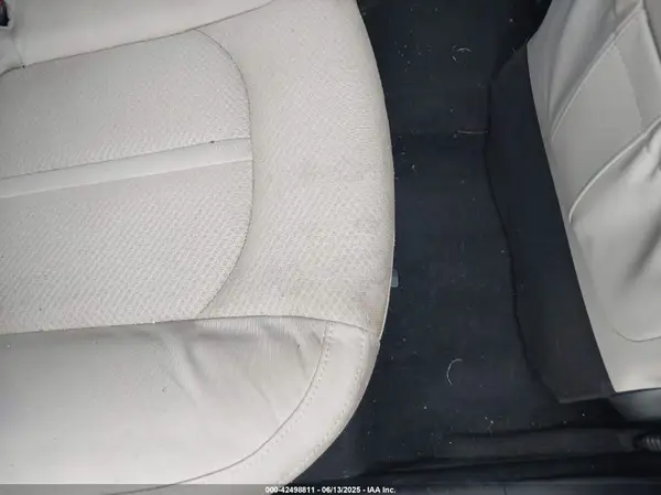 5XXGT4L35GG028646 2016 KIA OPTIMA - Image 8