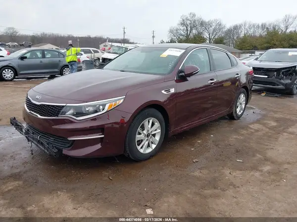 5XXGT4L35GG033345 2016 KIA OPTIMA - Image 2