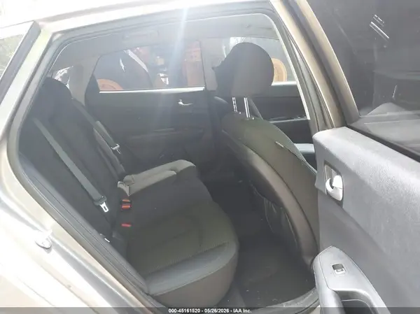 5XXGT4L35GG034348 2016 KIA OPTIMA - Image 8