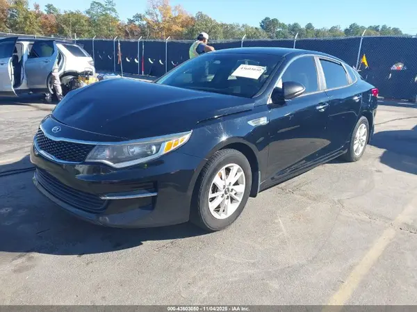 5XXGT4L35GG039274 2016 KIA OPTIMA - Image 2