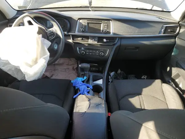 5XXGT4L35GG039677 2016 KIA OPTIMA - Image 8