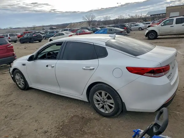 5XXGT4L35GG040876 2016 KIA OPTIMA - Image 2