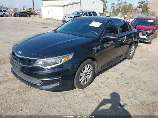 5XXGT4L35GG042546 2016 KIA OPTIMA - Image 2