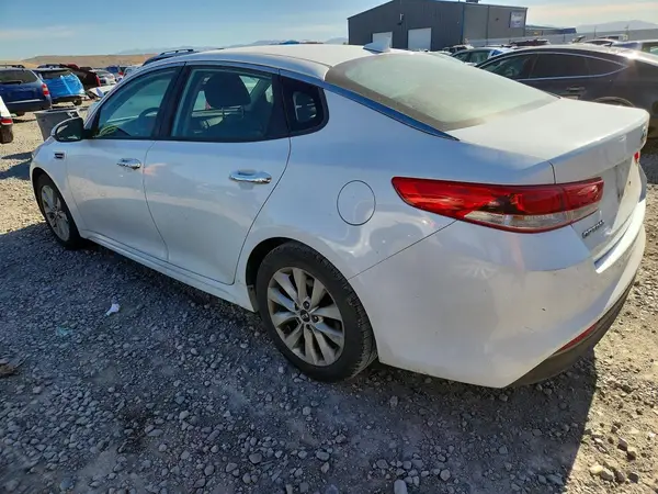 5XXGT4L35GG045429 2016 KIA OPTIMA - Image 2