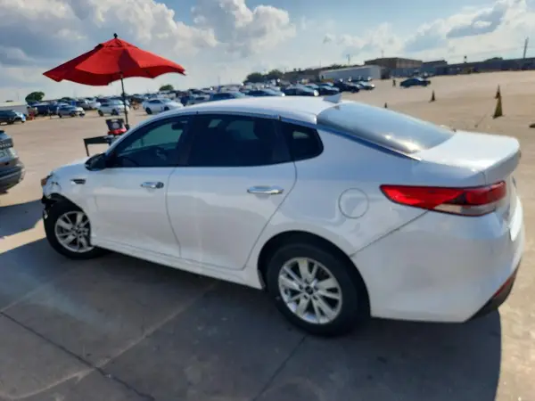 5XXGT4L35GG047052 2016 KIA OPTIMA - Image 2
