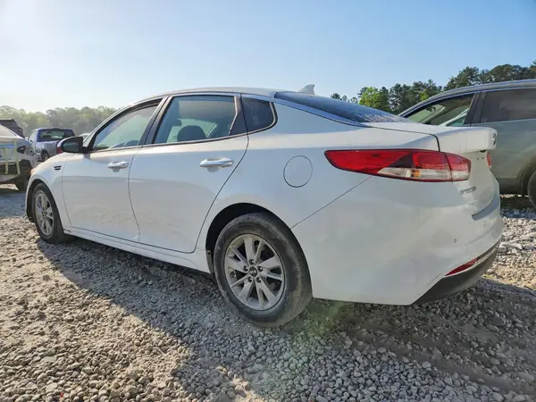 5XXGT4L35GG047620 2016 KIA OPTIMA - Image 2