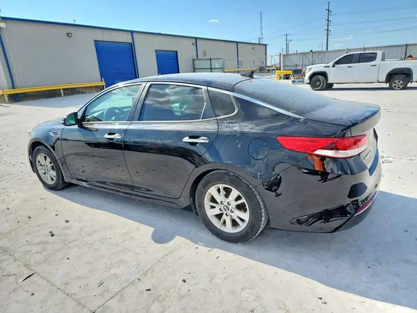 5XXGT4L35GG048850 2016 KIA OPTIMA - Image 2