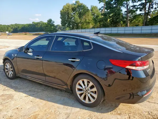 5XXGT4L35GG049836 2016 KIA OPTIMA - Image 2