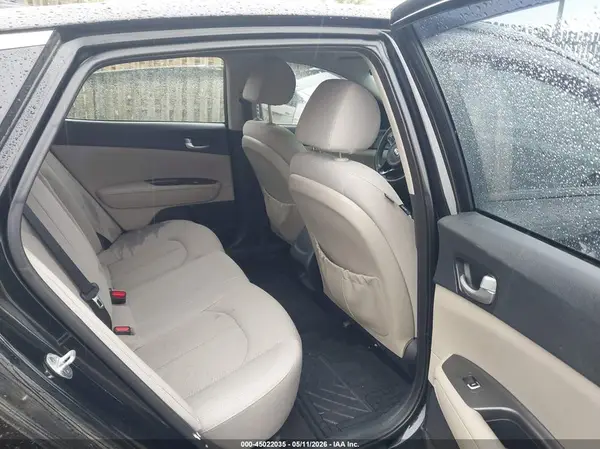 5XXGT4L35GG057841 2016 KIA OPTIMA - Image 8