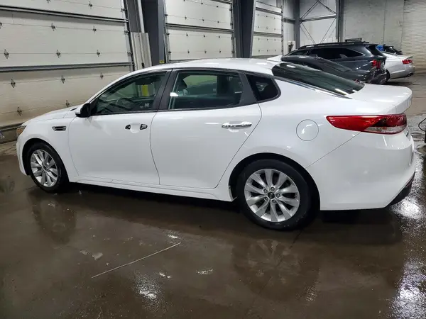 5XXGT4L35GG059279 2016 KIA OPTIMA - Image 2