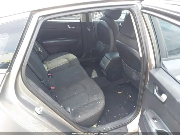 5XXGT4L35GG072825 2016 KIA OPTIMA - Image 8