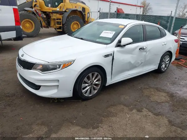 5XXGT4L35GG074090 2016 KIA OPTIMA - Image 2
