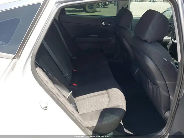 5XXGT4L35GG078091 2016 KIA OPTIMA - Image 8