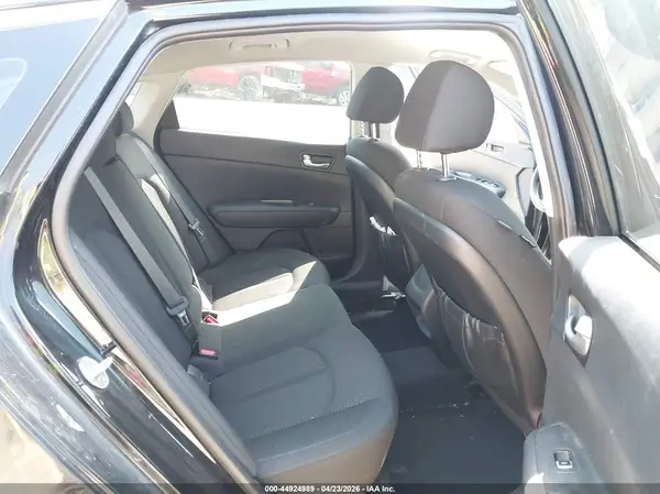 5XXGT4L35GG090189 2016 KIA OPTIMA - Image 8