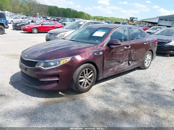 5XXGT4L35GG097529 2016 KIA OPTIMA - Image 2