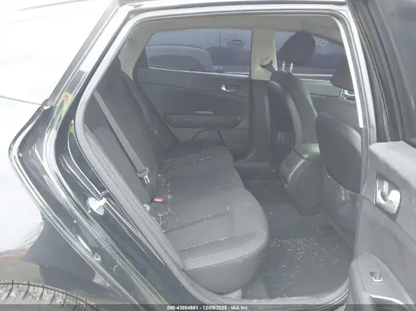 5XXGT4L35GG097871 2016 KIA OPTIMA - Image 8